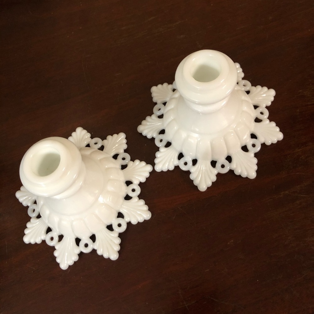 Vintage Westmoreland Ring and Petal Candleholders